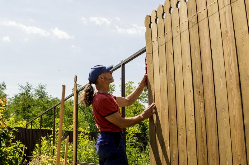 Fence Installation Crew